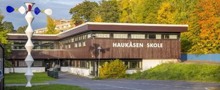 Haukåsen skole i sol